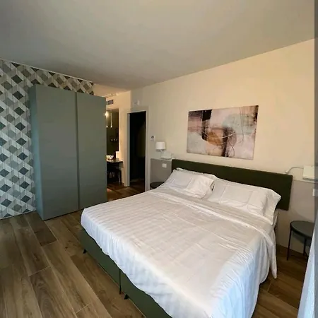 A&g Suites Parma